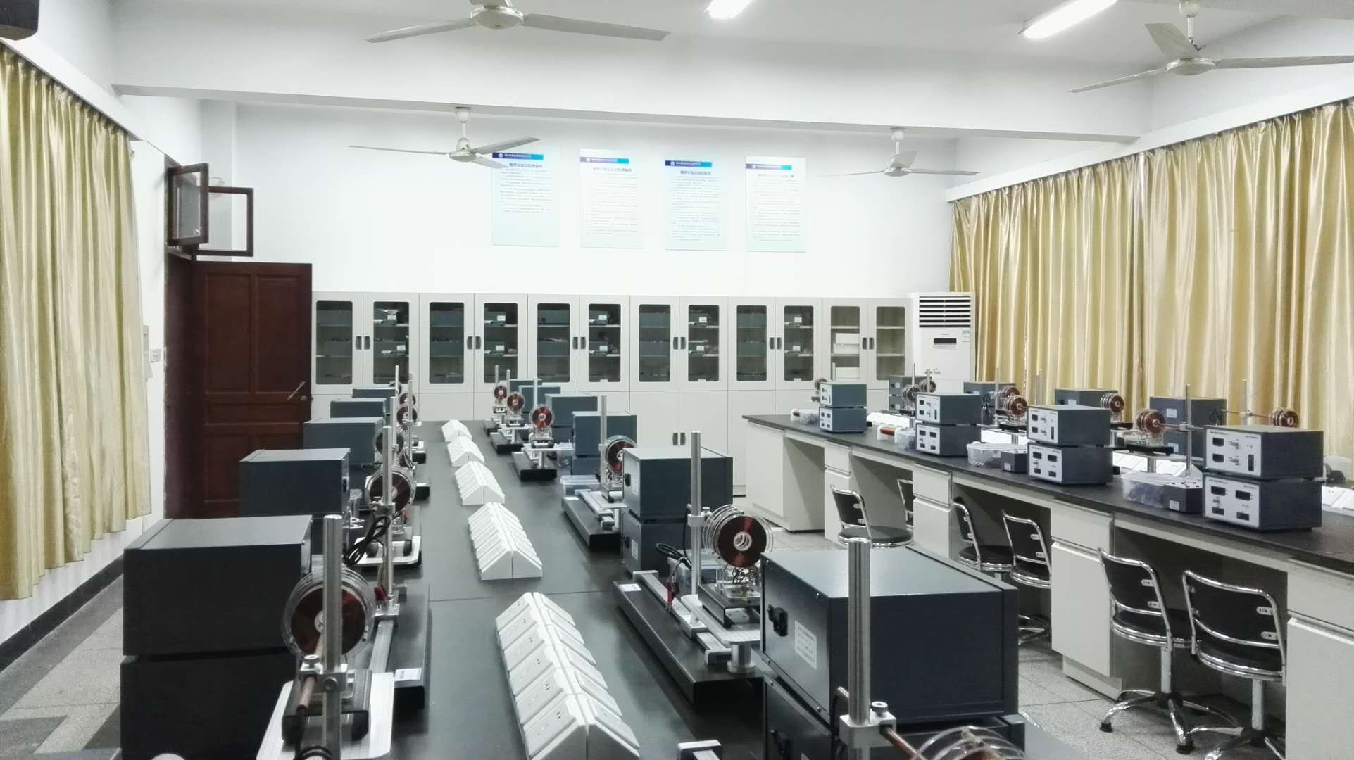 4a1ab15eeb0540b6ab978a1e90510c13.jpg 4a1ab15eeb0540b6ab978a1e90510c13.jpg