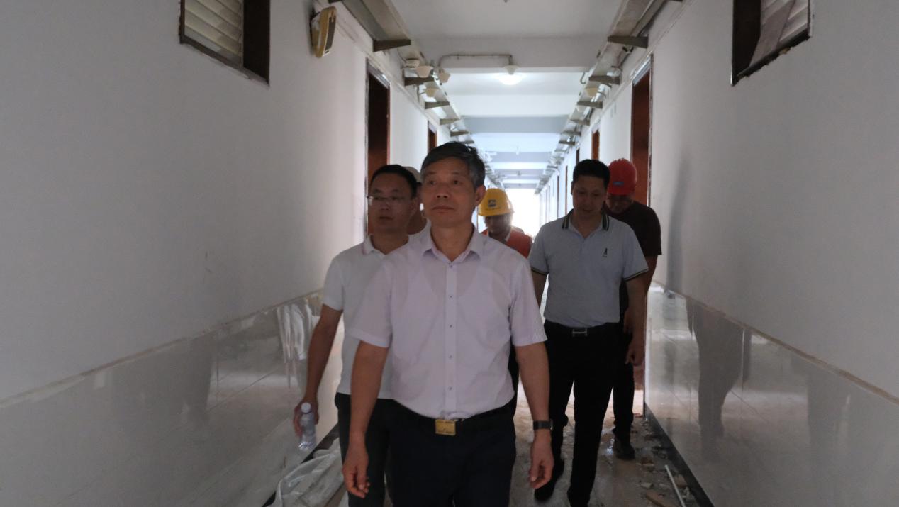 edb111f4687a422691705db3854abb4e.jpg edb111f4687a422691705db3854abb4e.jpg